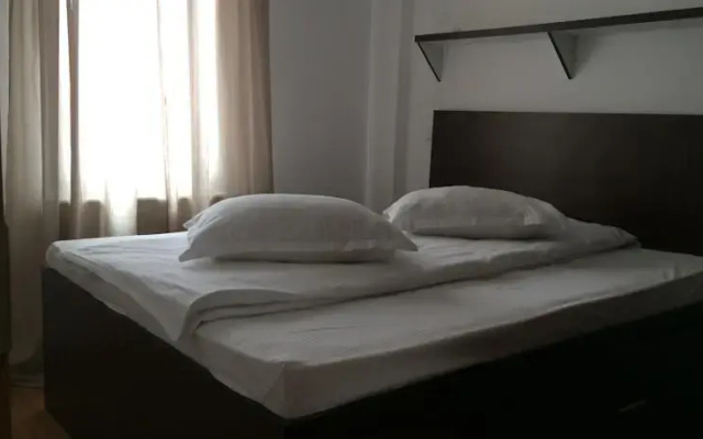 Interland Accommodation Airport