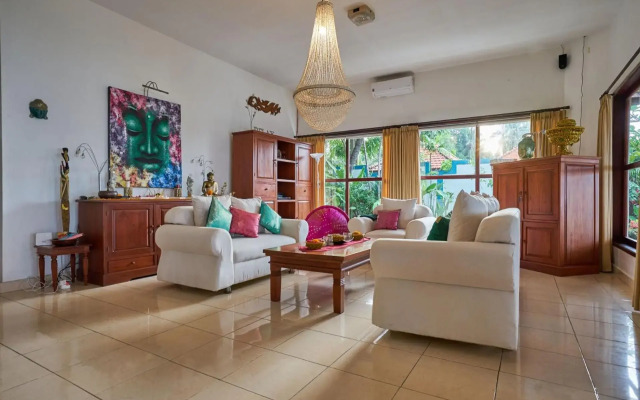 GRIYA BALI SURGA Waterfront Boutique Villa & Spa