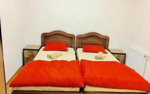 Hotel Holiday