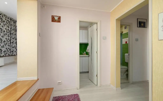 Stone Gate Apartment #1