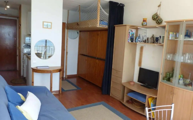 Appartement Le Lavandou, 1 pièce, 2 personnes - FR-1-308-50
