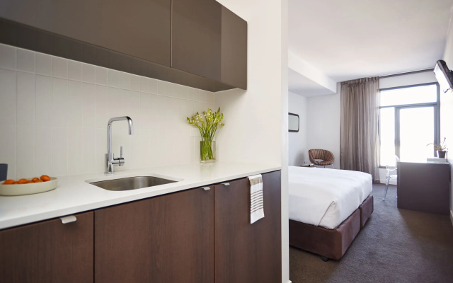 Melbourne Dandenong Central Apartment