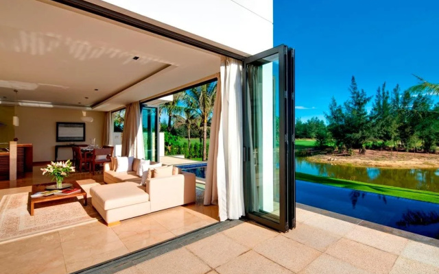 IDC White House Ocean Villa Da Nang