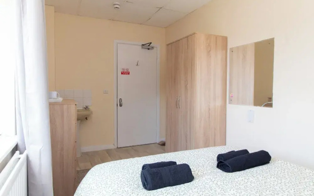 Brookvale Guest House Room 6