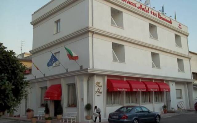 Mucci Hotel Сан-Фердинандо вид на фасад