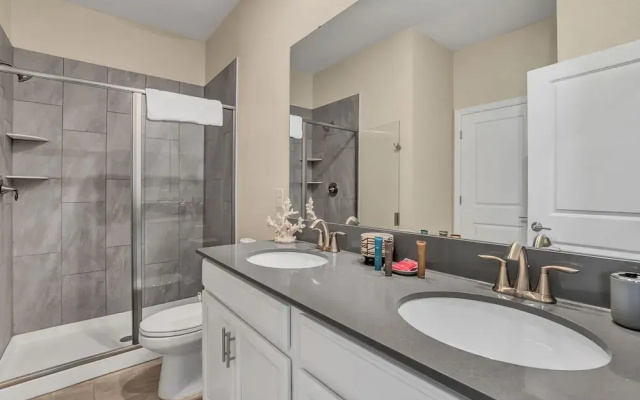 4586 Narrative Ln
