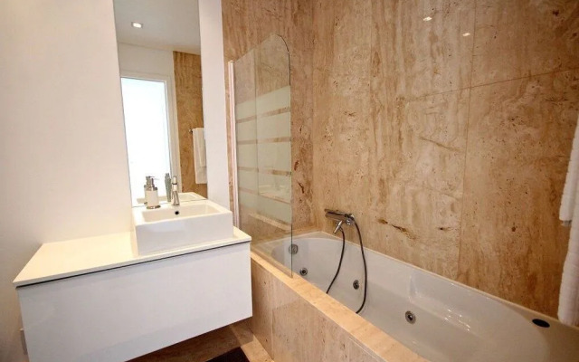 Lux Design Villa in Sintra
