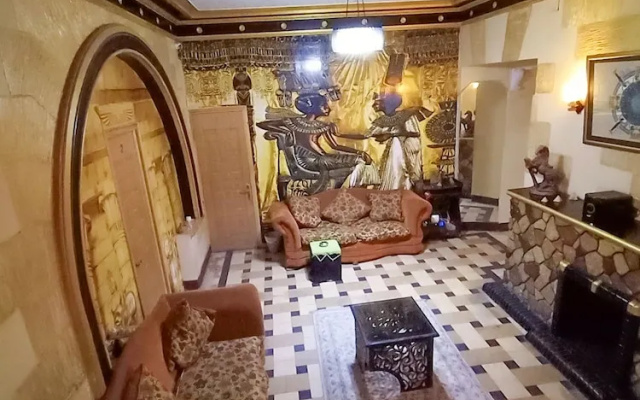 Castle Hotel - Hostel