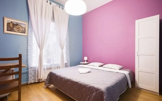 Italian Rooms on Griboedova 35