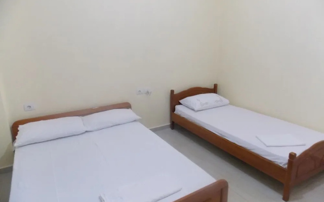 Camela Apartments