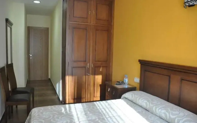 Hotel De Alba