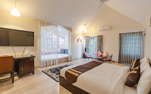 Hotel Saffron Leaf