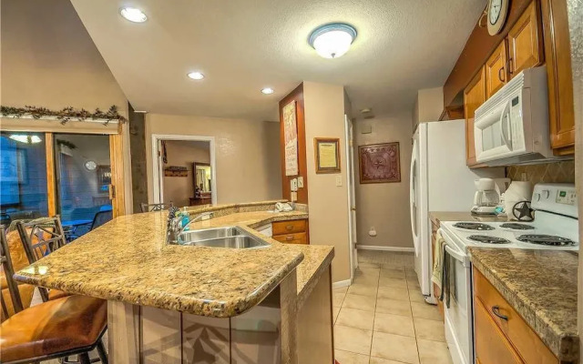 Lodge B 307
