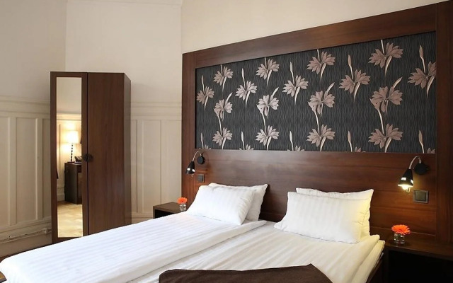 Отель Queens Hotel Швеция, Стокгольм - 2 отзыва об отеле, цены и фото номеров - забронировать отель Queens Hotel онлайн комната для гостей