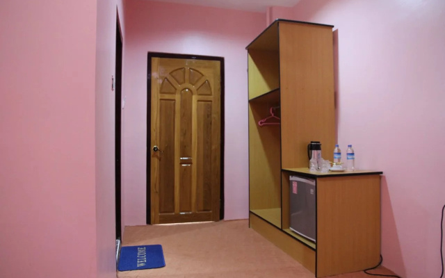 Nan Htike Thu Hotel