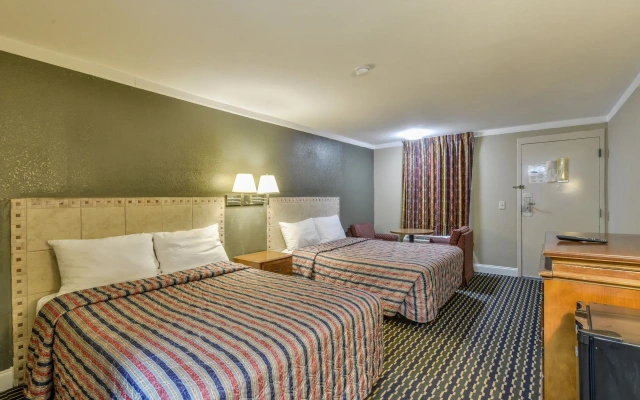 Wake Inn