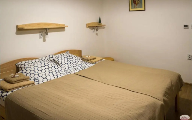 Ana Guesthouse