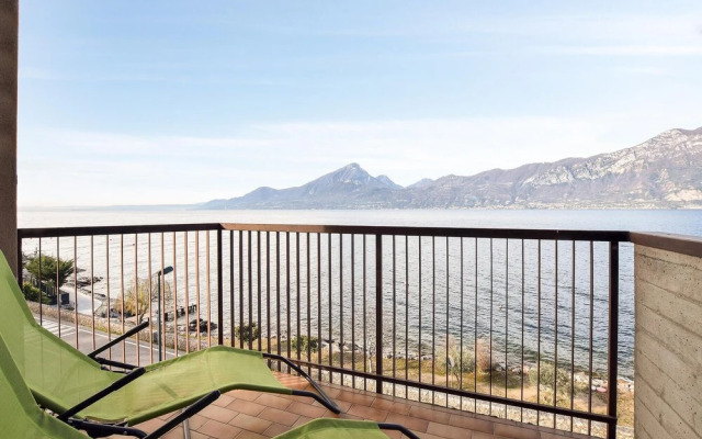 Stunning Apartment in Castelletto di Brenz. With Wifi