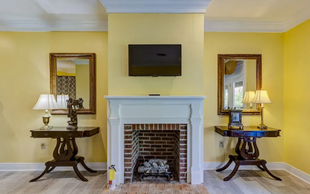 The Inn at Cedar Grove