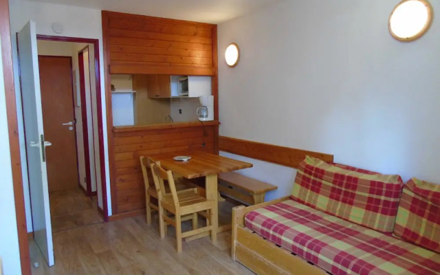 Lou Services Apartment CHAV37 LSI 001