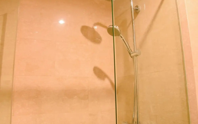 Wonderful And Strategic Studio Menteng Park Apartment