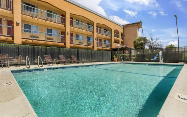 Best Western Plus Pleasanton Inn