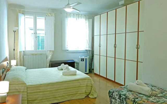 Porcellana 25 House