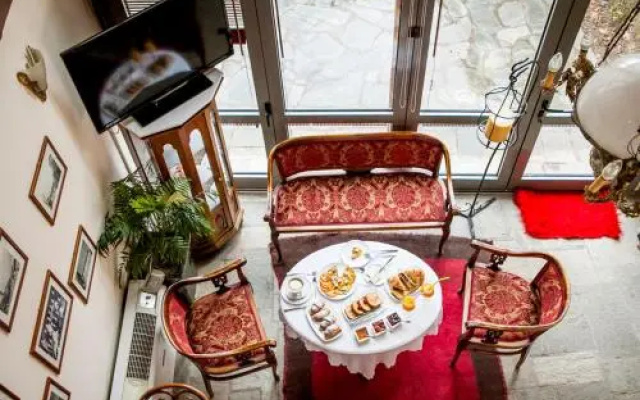 Hagiati Traditional Hotel