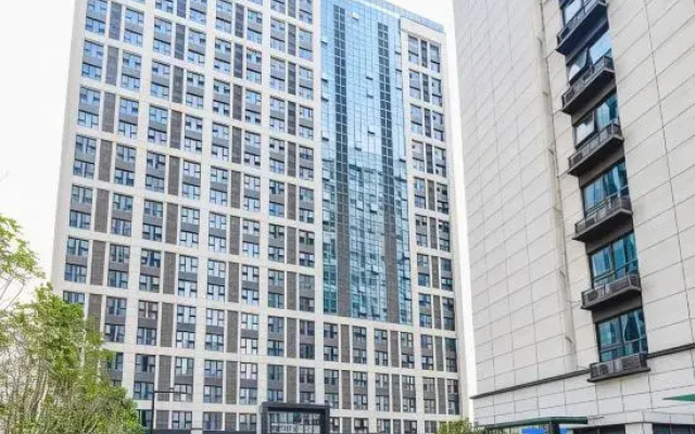 Zhengzhou Shichuan Inn