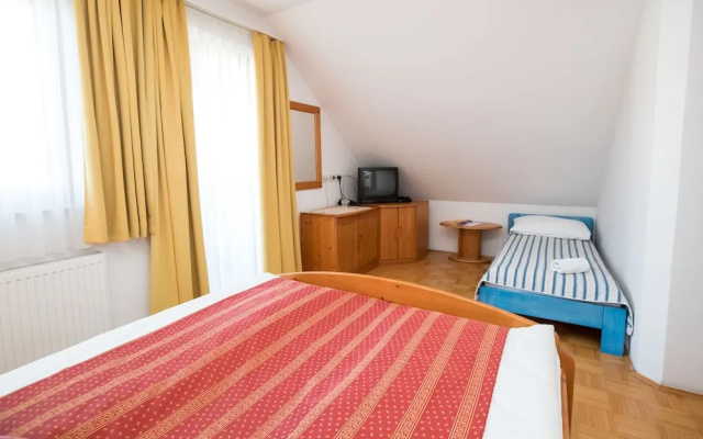 Hotel Kristal