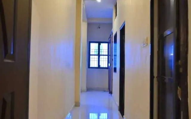 New Kashi Paying Guest House By GRB