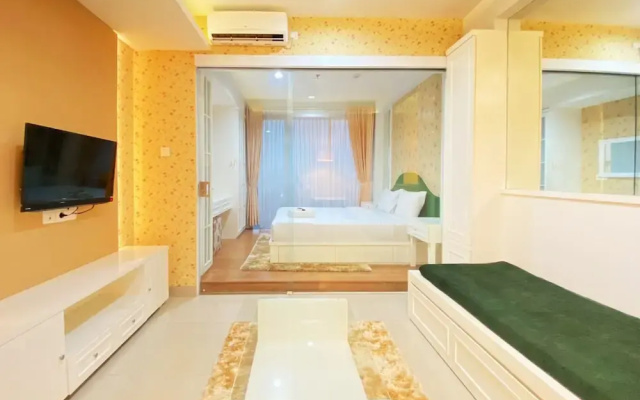 Elegant And Comfy 1Br At Dago Suites Apartment