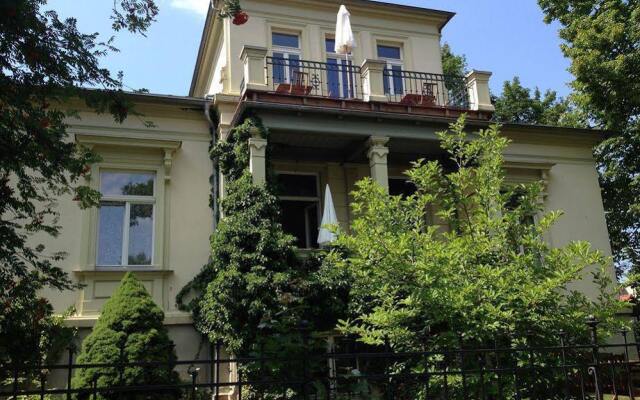 Отель Villa Sommerschuh Германия, Дрезден - отзывы, цены и фото номеров - забронировать отель Villa Sommerschuh онлайн вид на фасад