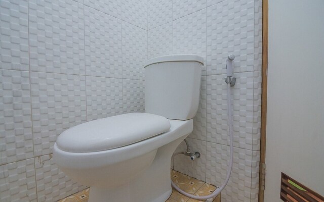 Wisma Atensi by RedDoorz