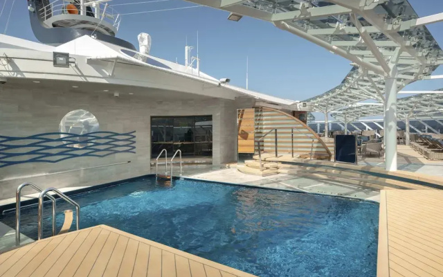 Arabian Cruise