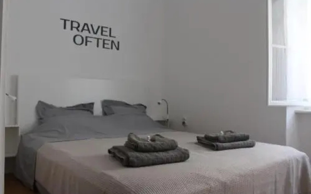 Sasha Apartment