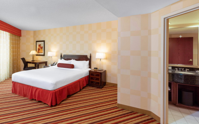 Wyndham Grand Oklahoma City Downtown