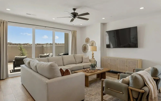 Isle Of Adventure 6 Bedroom Townhouse