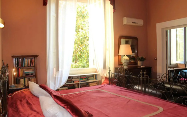 Hemeras Boutique House Lungarno River