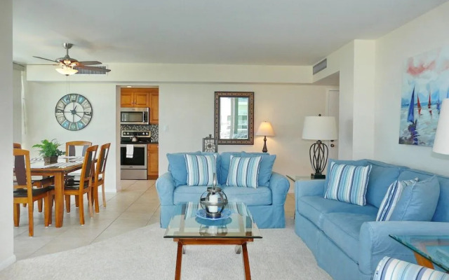 South Seas Tower 4-1711