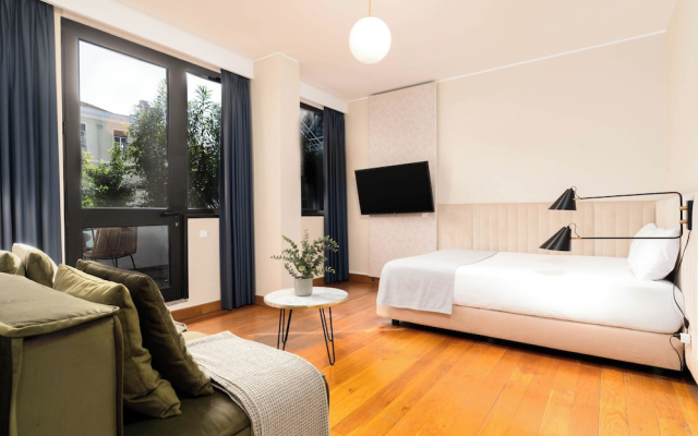 Limehome Lisbon Eca de Queiroz