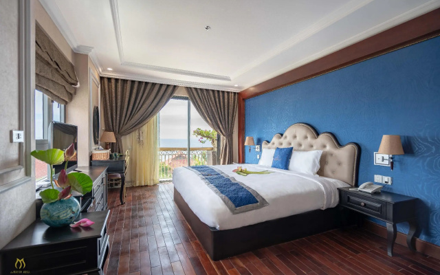 La Maison Boutique Hotel