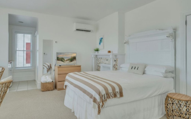 931 Beach Guest House