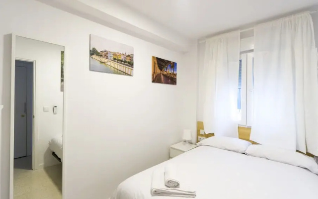 RentalSevilla Gran apartamento junto al Gran Poder