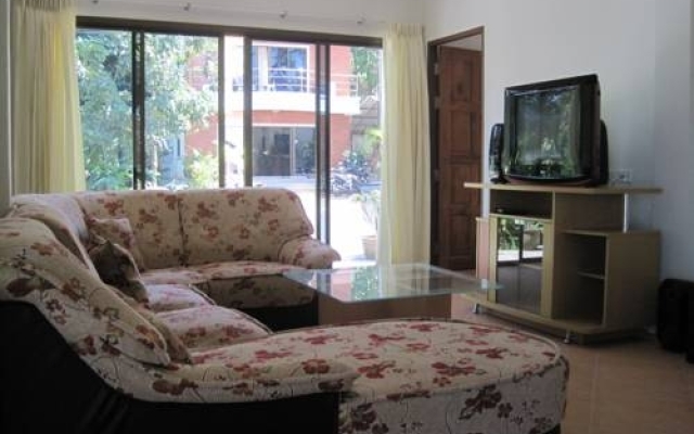 Отель Step23 Sea VIew Patong Village комната для гостей
