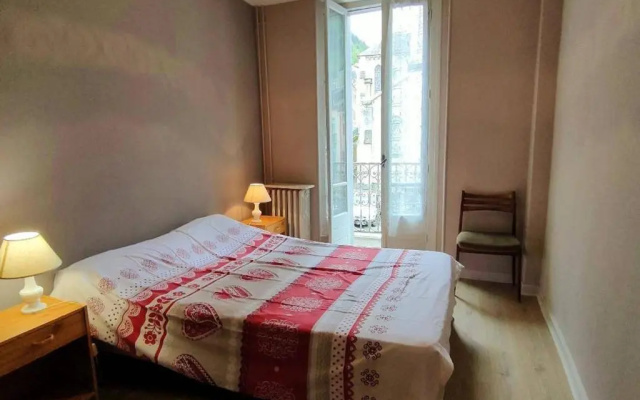 Appartement Cauterets, 3 pièces, 6 personnes - FR-1-234-142