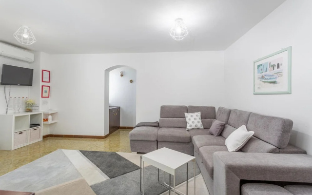 Awesome Home in Omisalj With Wifi and 2 Bedrooms