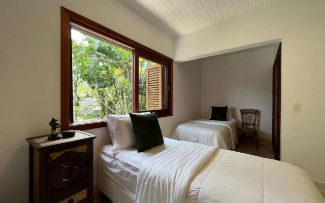Casa Bali Em Condomínio Maresias 150m Do Mar