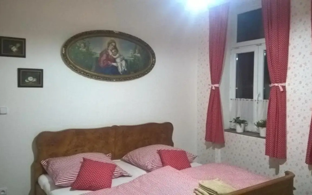 Restaurace a penzion Ubrousku prostři se