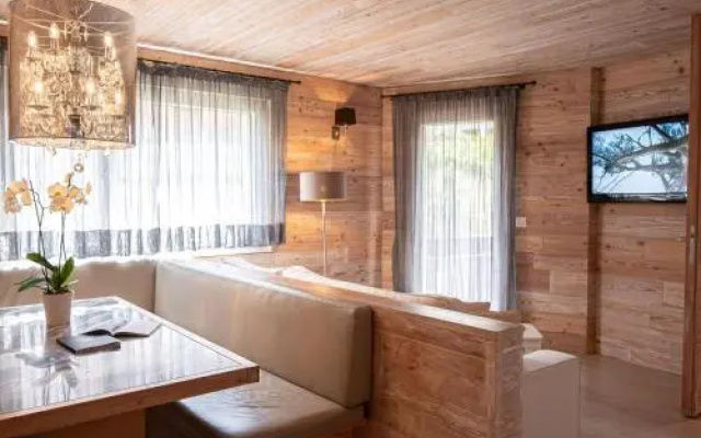 Apartment Chesa Sur Val 21